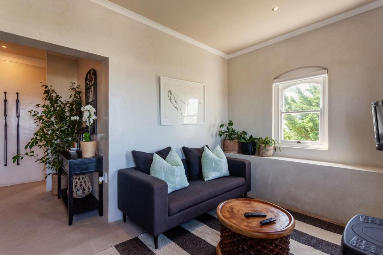 Auberge Burgundy Boutique Hotel & Spa Hermanus Ngoại thất bức ảnh