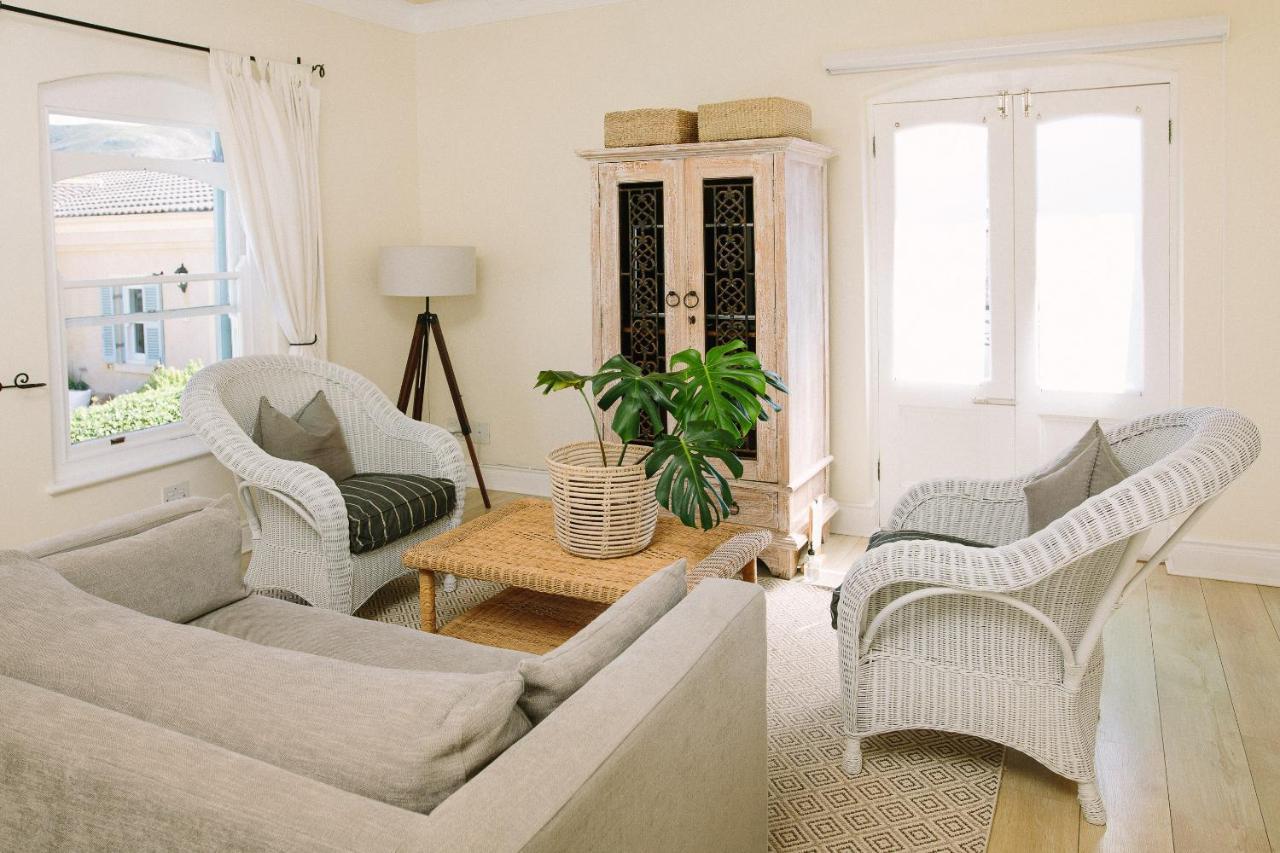 Auberge Burgundy Boutique Hotel & Spa Hermanus Ngoại thất bức ảnh