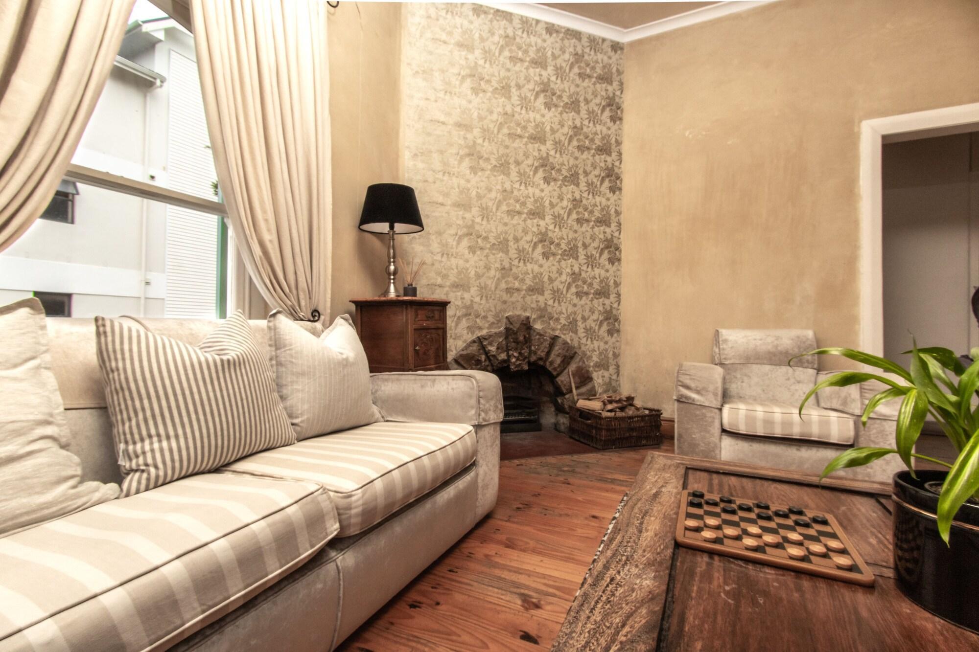 Auberge Burgundy Boutique Hotel & Spa Hermanus Ngoại thất bức ảnh