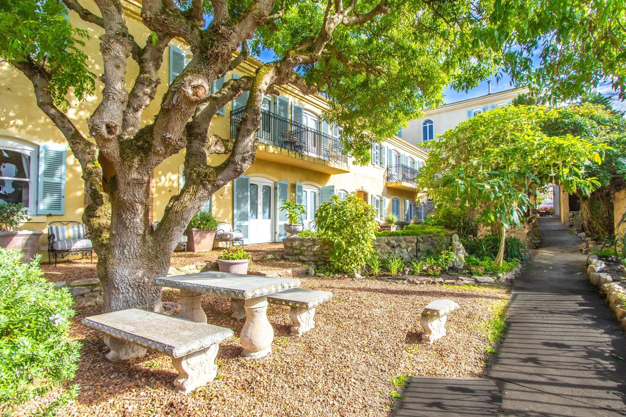 Auberge Burgundy Boutique Hotel & Spa Hermanus Ngoại thất bức ảnh