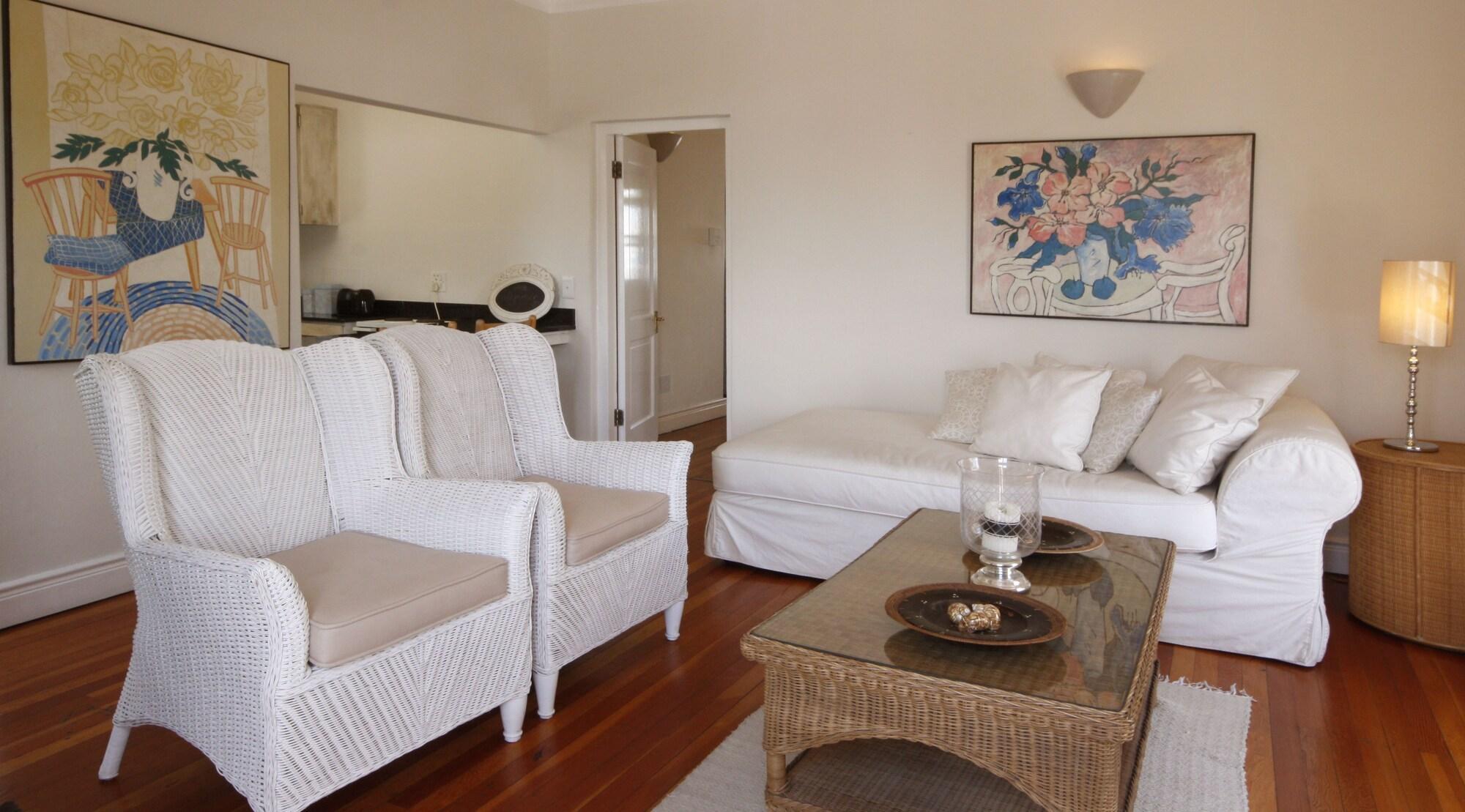 Auberge Burgundy Boutique Hotel & Spa Hermanus Ngoại thất bức ảnh