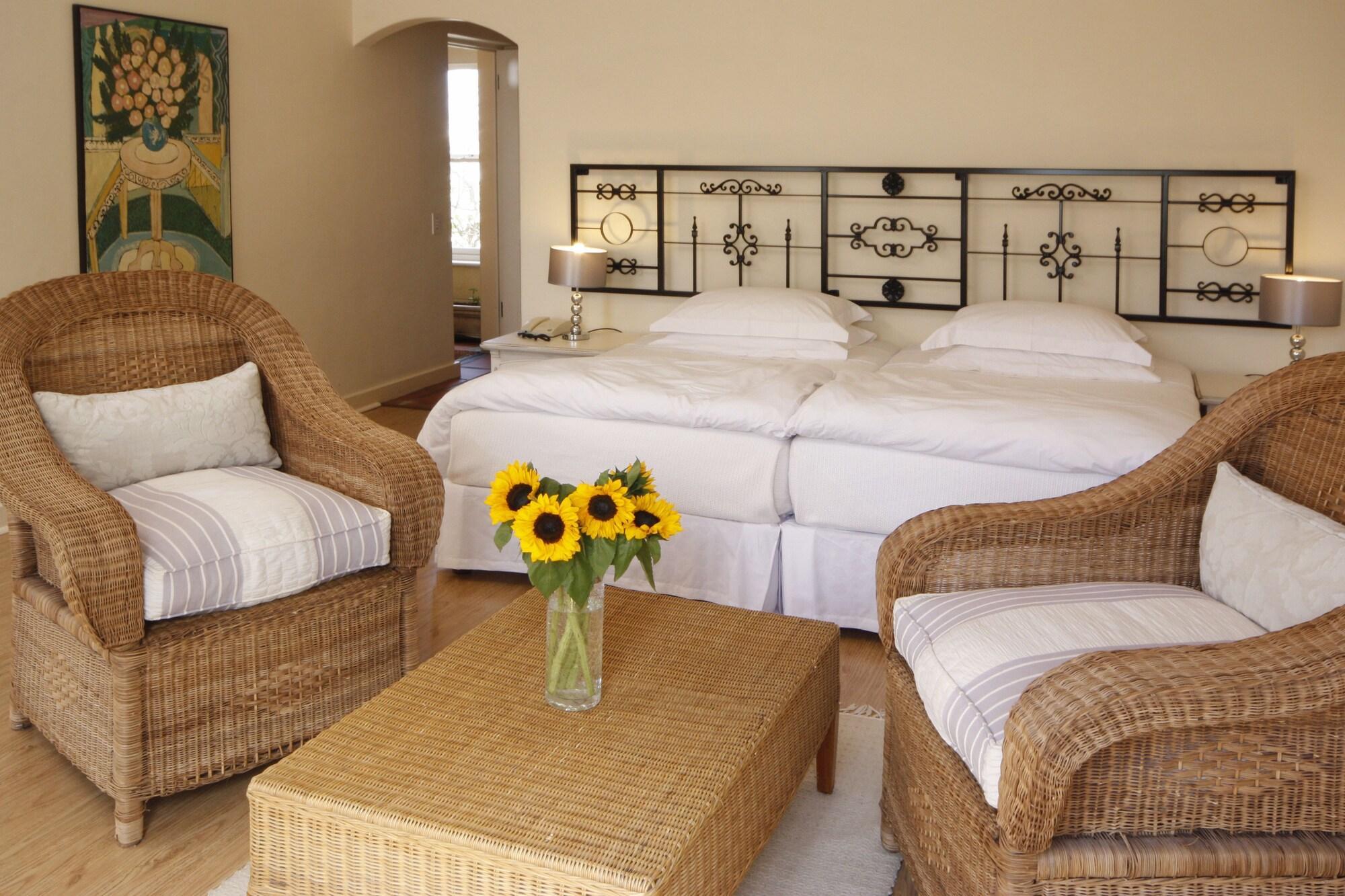 Auberge Burgundy Boutique Hotel & Spa Hermanus Ngoại thất bức ảnh