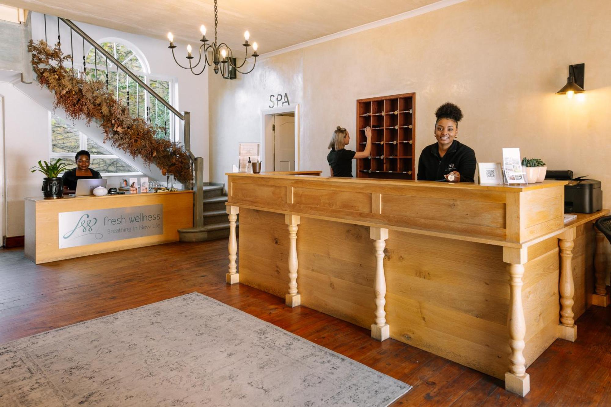 Auberge Burgundy Boutique Hotel & Spa Hermanus Ngoại thất bức ảnh
