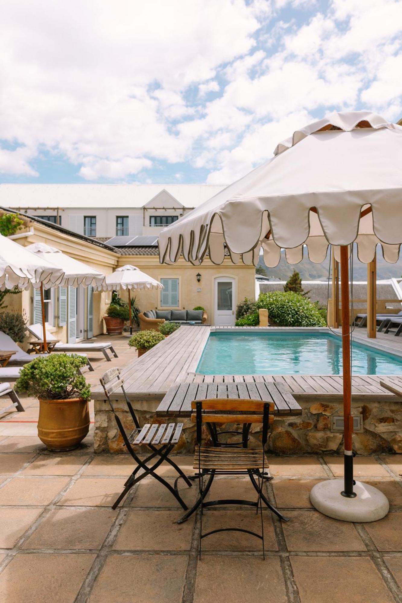 Auberge Burgundy Boutique Hotel & Spa Hermanus Ngoại thất bức ảnh