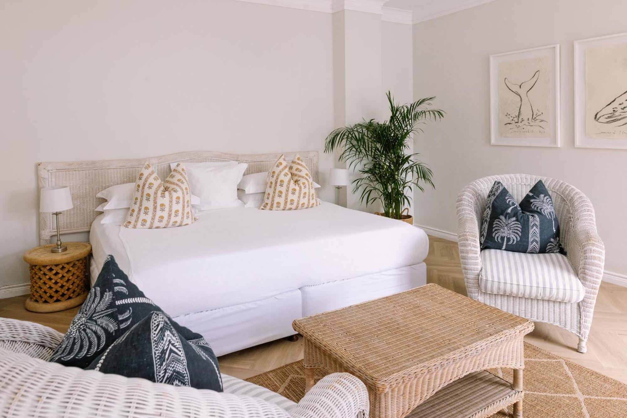Auberge Burgundy Boutique Hotel & Spa Hermanus Ngoại thất bức ảnh